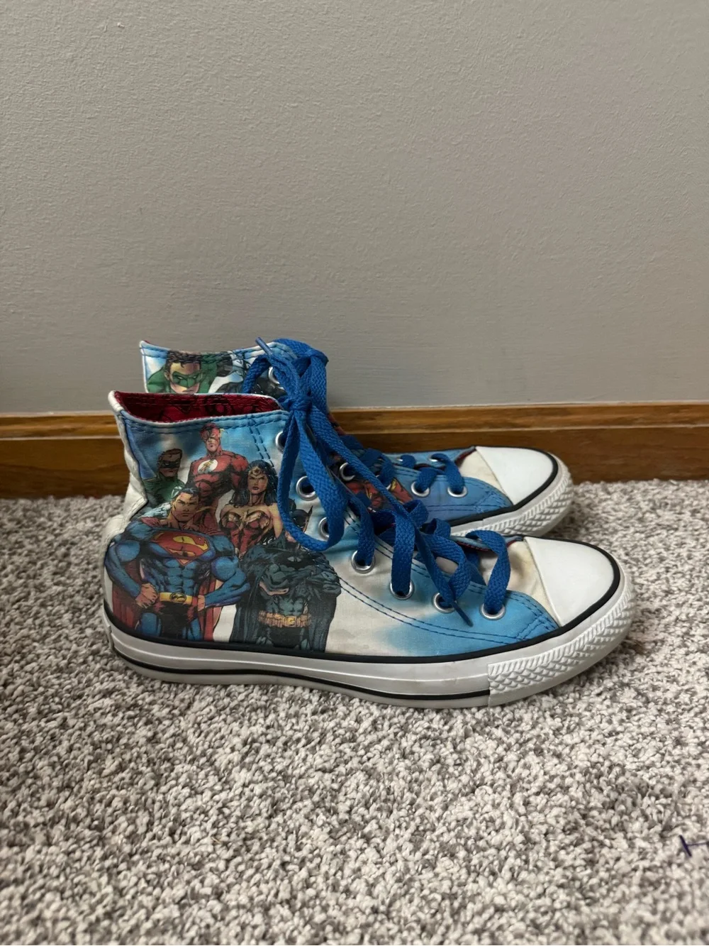 Men’s Converse High Top Sneaker - Blue Multicolor Marvel Superhero Print Size 5 - Picture 5 of 9